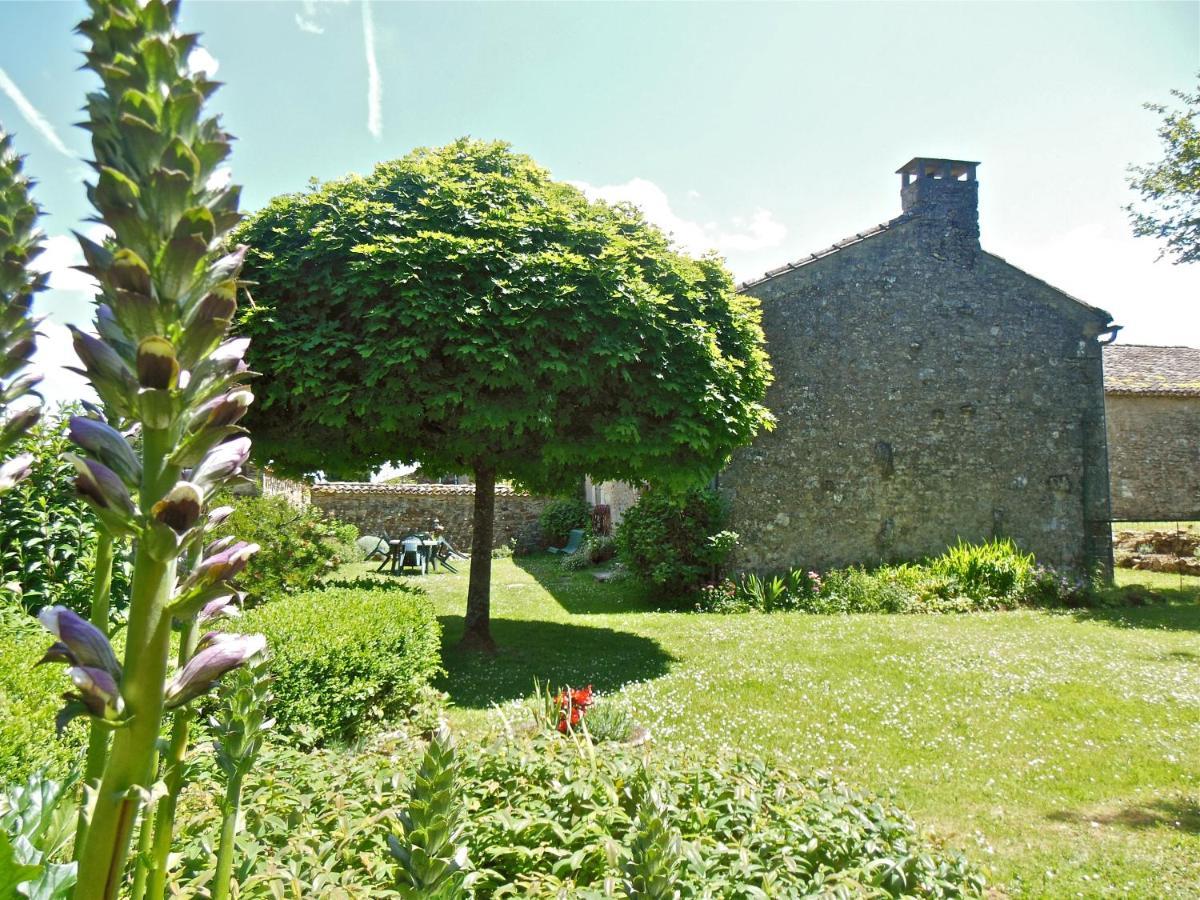 Hauts De Sentelines Sejour Authentique En Pleine Nature Gavaudun Bagian luar foto